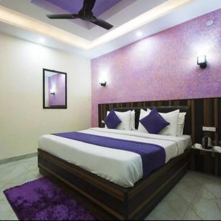 Hotel Airport Inn Near Delhi Airport New Delhi Exteriör bild