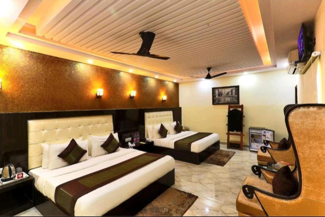 Hotel Airport Inn Near Delhi Airport New Delhi Exteriör bild